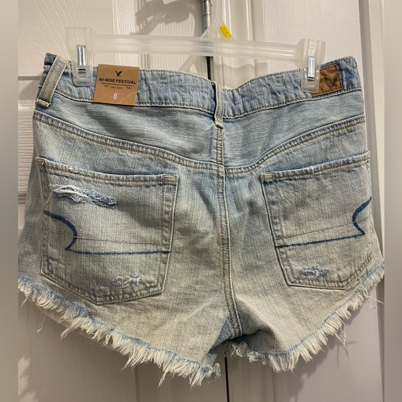 American eagle NWT hi-rise festival jean shorts in size 8 - Picture 3 of 5